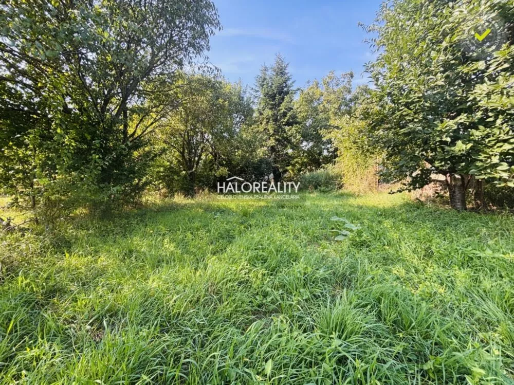 Pozemok pre rod. domy na predaj 1995m2, Galanta, 157966_2