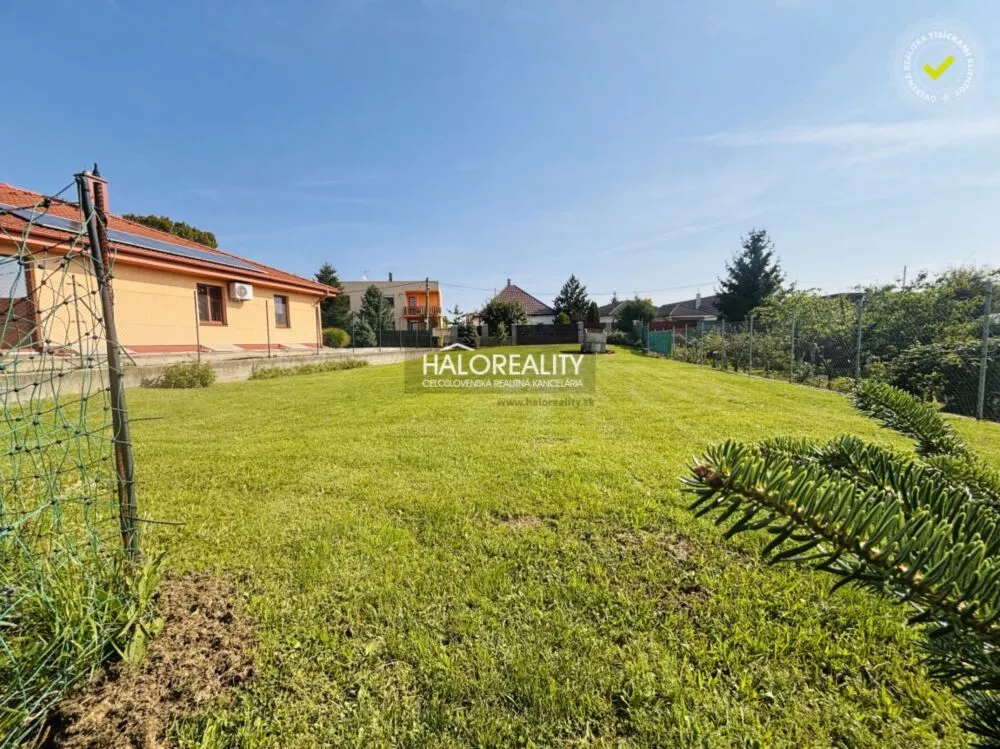 Pozemok pre rod. domy na predaj 794m2, Galanta, 157967_6