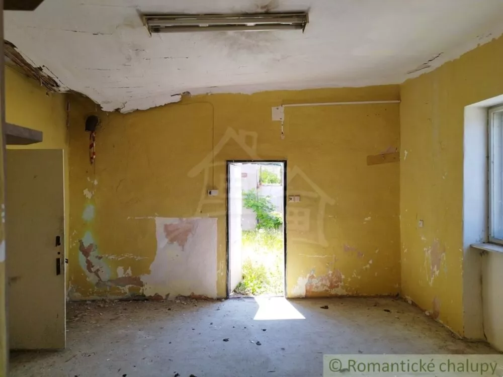 Objekt pre obchod na predaj 257m2, Šahy, 125737_9