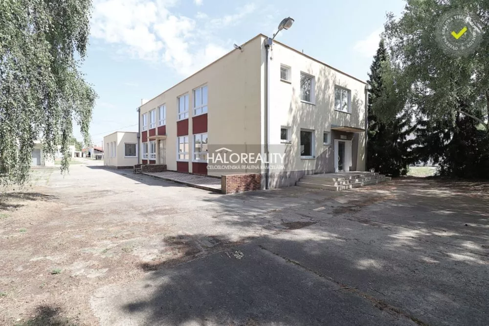 Polyfunkčný objekt na predaj 530m2, Nové Zámky, 158129_1