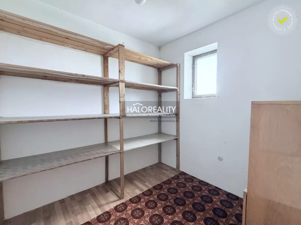 Rodinný dom na predaj 505m2, Oslany, 158223_16