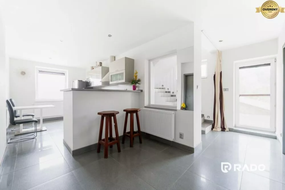 Rodinný dom na predaj 274m2, Bohunice, 158459_0