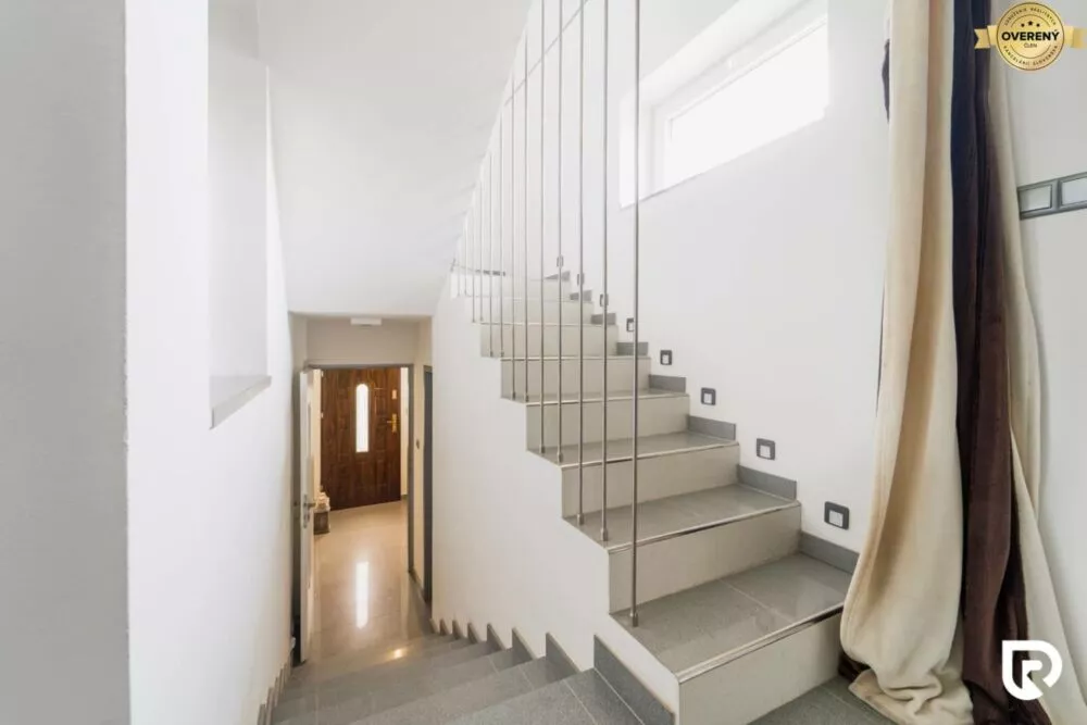 Rodinný dom na predaj 274m2, Bohunice, 158459_8