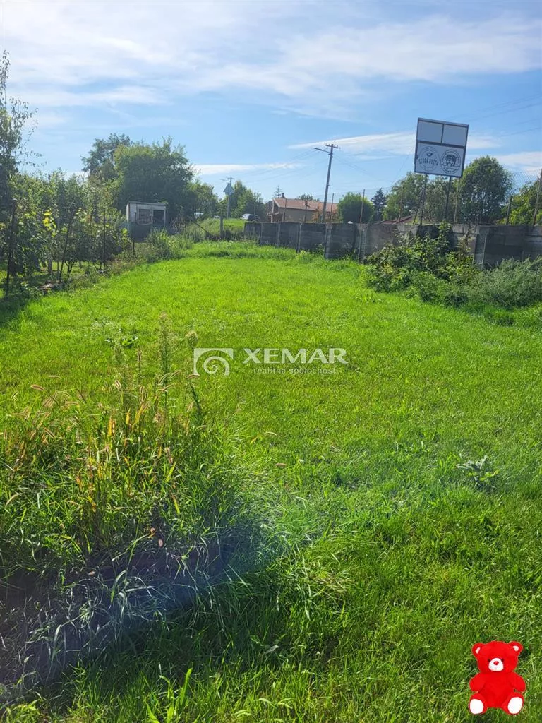 Pozemok pre rod. domy na predaj 650m2, Cabaj - Čápor, 158197_0