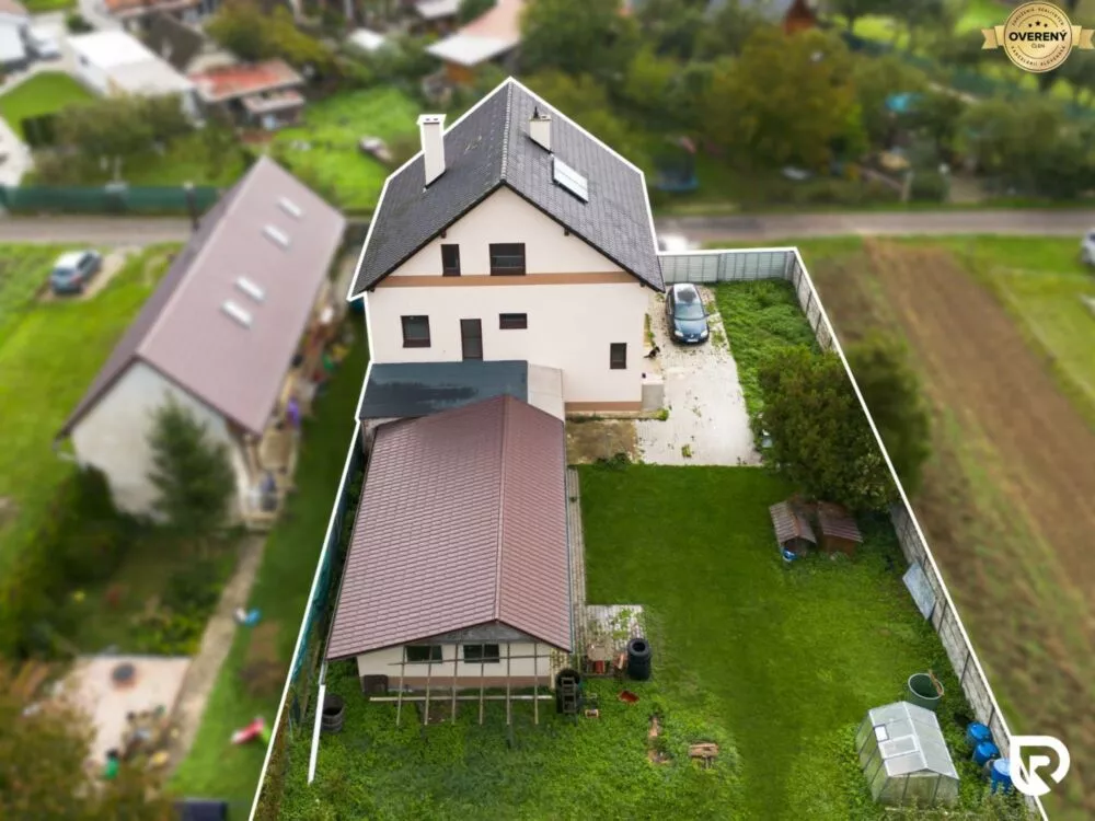 Rodinný dom na predaj 274m2, Ilava, 158485_1