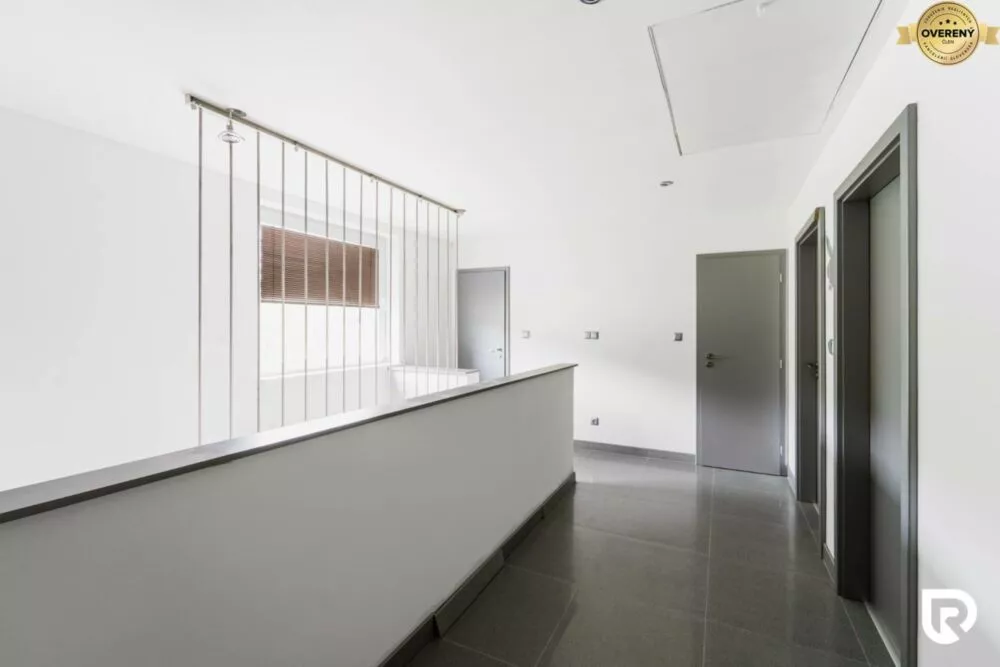 Rodinný dom na predaj 274m2, Ilava, 158485_12