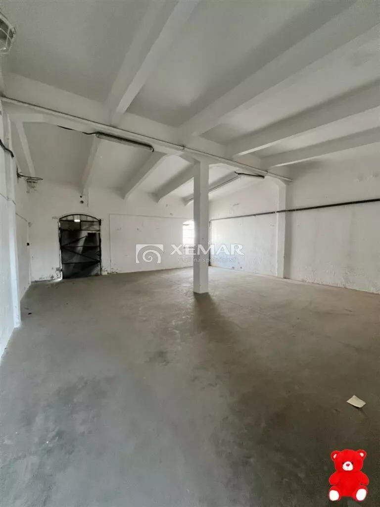 Priemyselná zóna na prenájom 299m2, Banská Bystrica, 158194_17