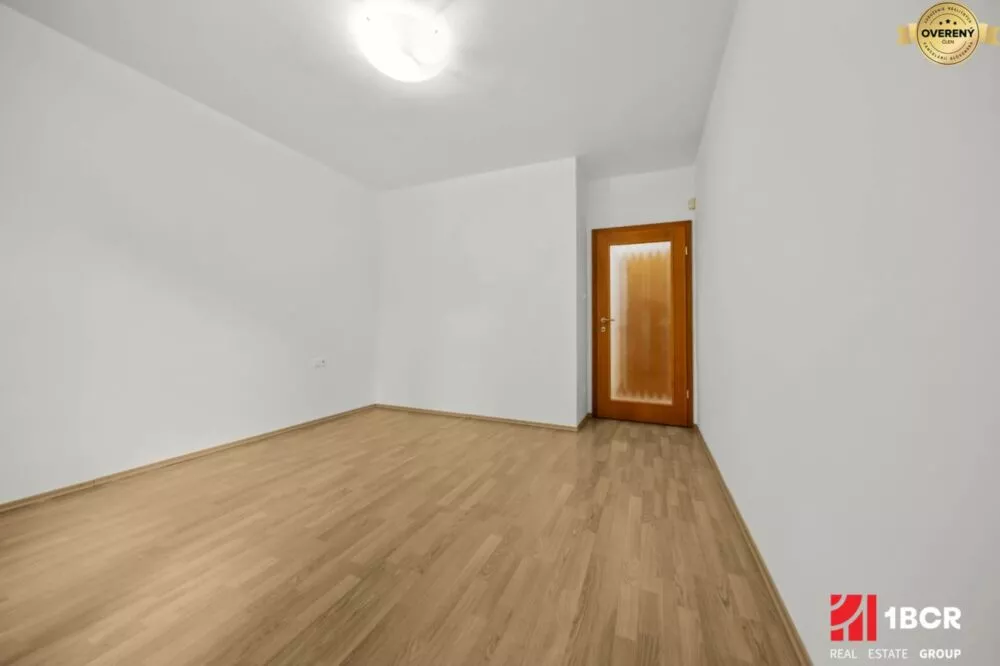 Rodinný dom na predaj 295m2, Jurská, Bratislava - Nové Mesto, 158673_10