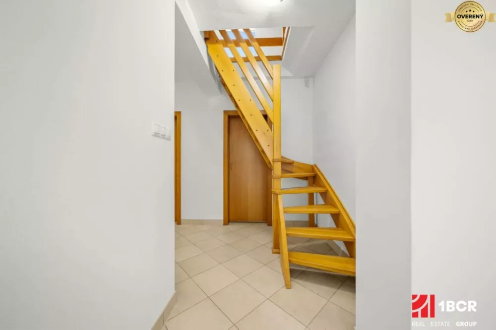 Rodinný dom na predaj 295m2, Jurská, Bratislava - Nové Mesto, 158673_13