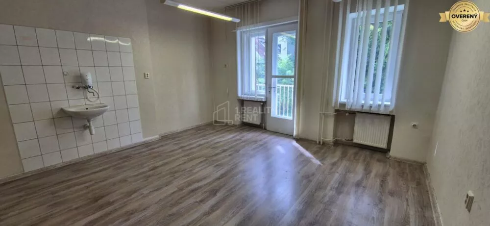 Obchodné priestory na prenájom 25m2, Republiky, Žilina, 158950_0