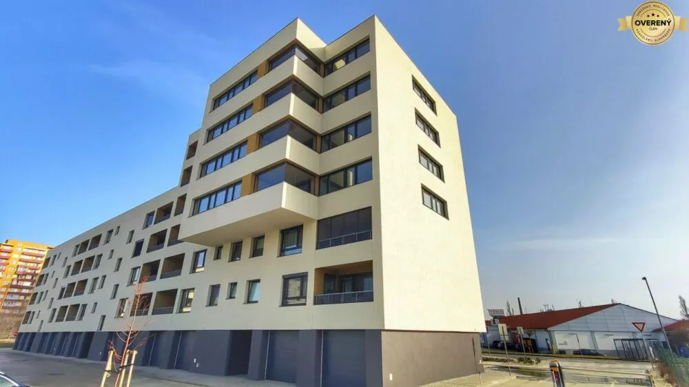 4 izbový byt na predaj 150m2, Obchodná, Pezinok, 159079_0