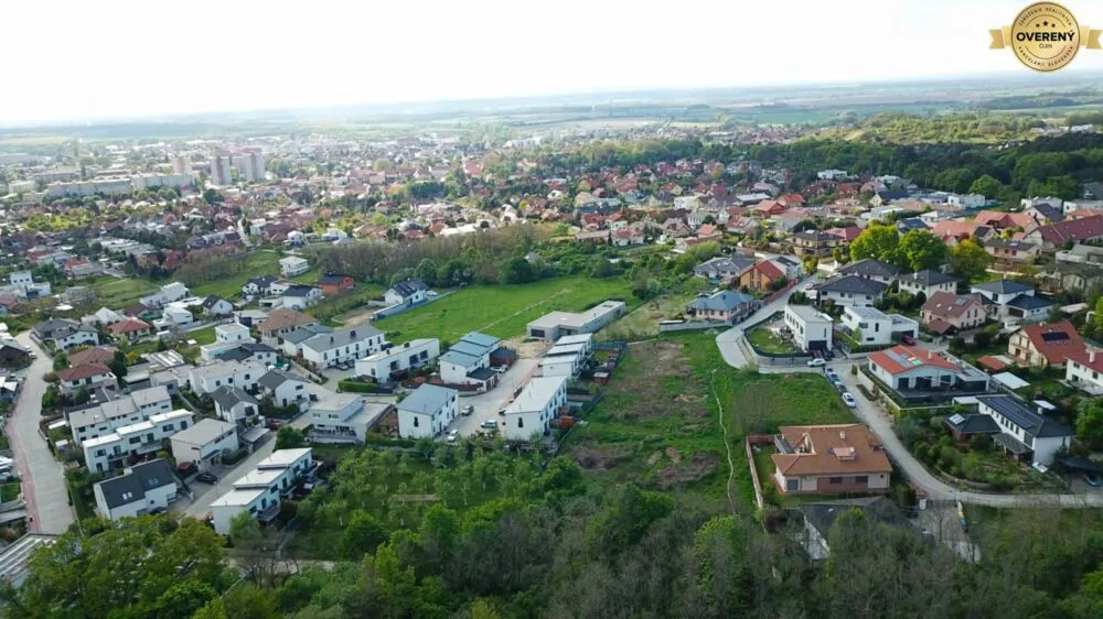 Pozemok pre rod. domy na predaj 910m2, Na vyhliadke, Stupava, 159202_2