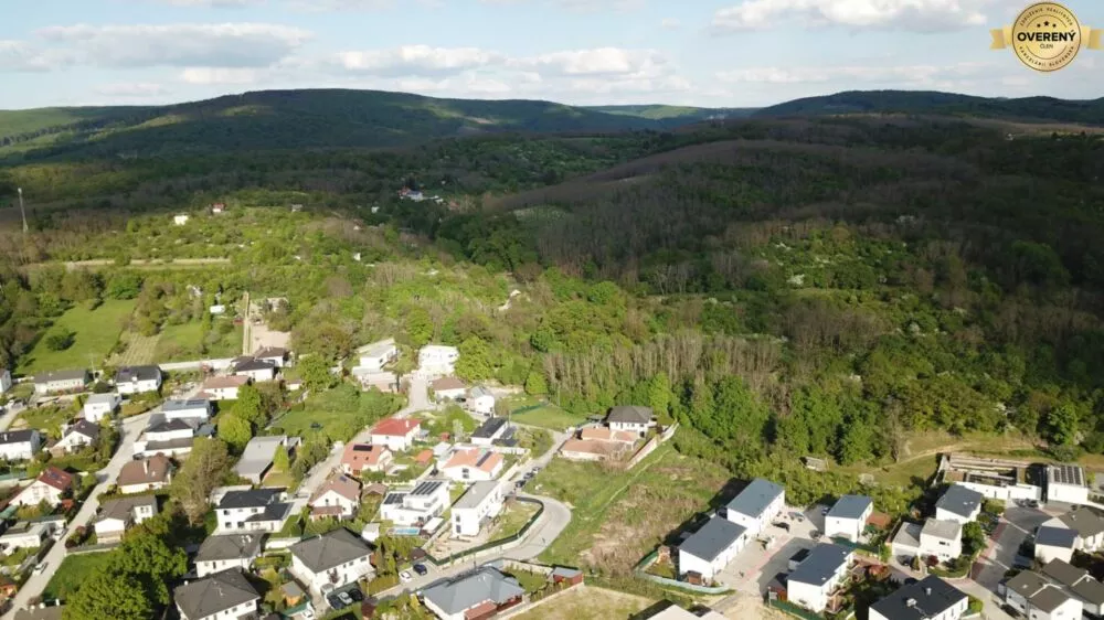 Pozemok pre rod. domy na predaj 910m2, Na vyhliadke, Stupava, 159202_7