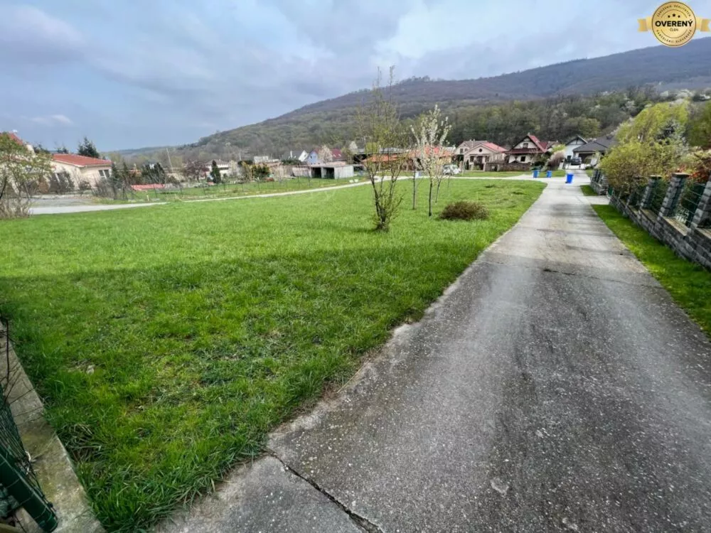 Pozemok pre rod. domy na predaj 1026m2, Borinka, Borinka, 159208_1