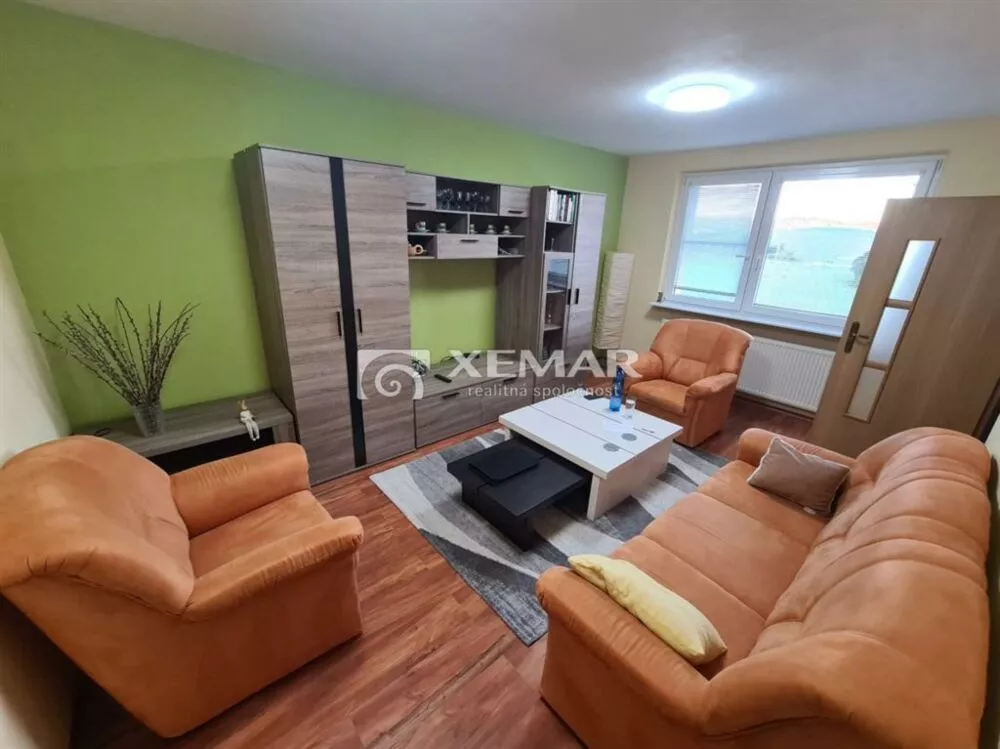 3 izbový byt na prenájom 79m2, Námestie mieru, Detva, 159245_0