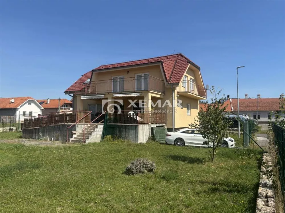 Objekt pre obchod na predaj 275m2, Žiar nad Hronom, 159246_0