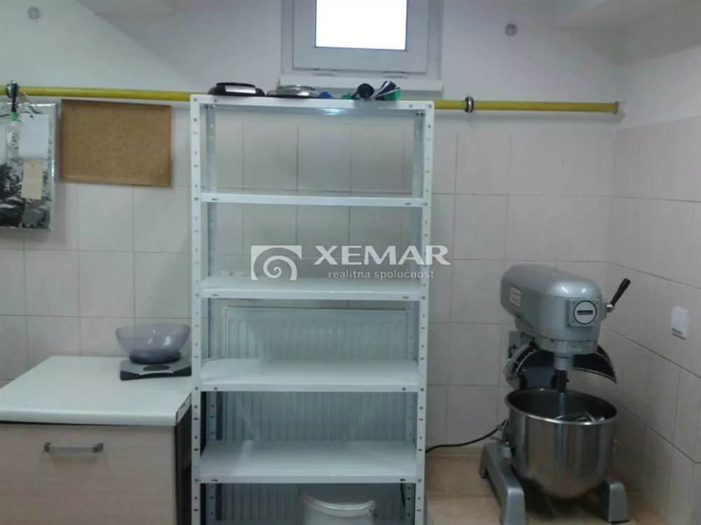 Objekt pre obchod na predaj 275m2, Žiar nad Hronom, 159246_21