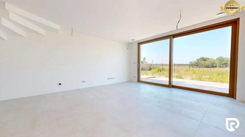 4 izbový byt na predaj 103m2, Kožušnícka, Bratislava - Jarovce, 159350_1