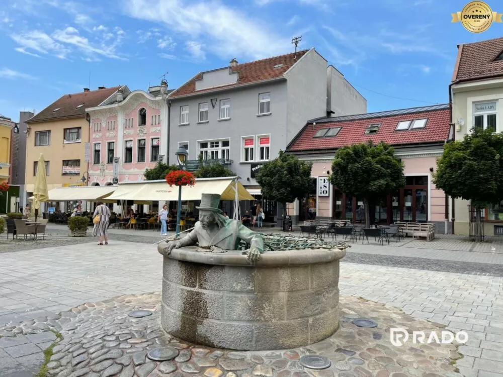 Reštauračné priestory na prenájom 187m2, Štúrovo námestie, Trenčín, 159363_2