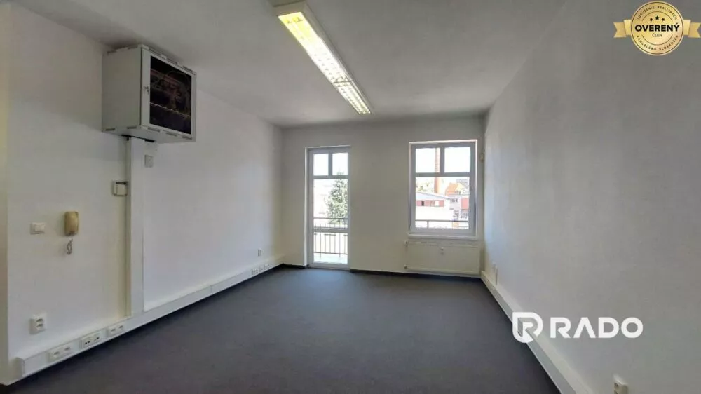 Kancelárie, admin. priestory na prenájom 70m2, Nám. sv. Anny, Trenčín, 159376_2