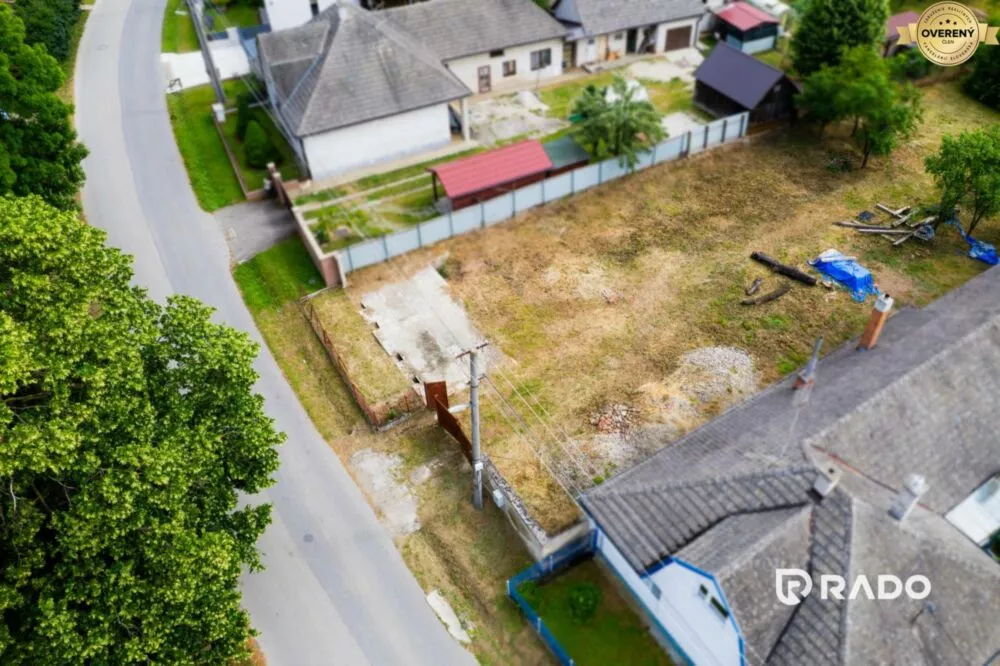 Pozemok pre rod. domy na predaj 2022m2, Velčice, 159408_3