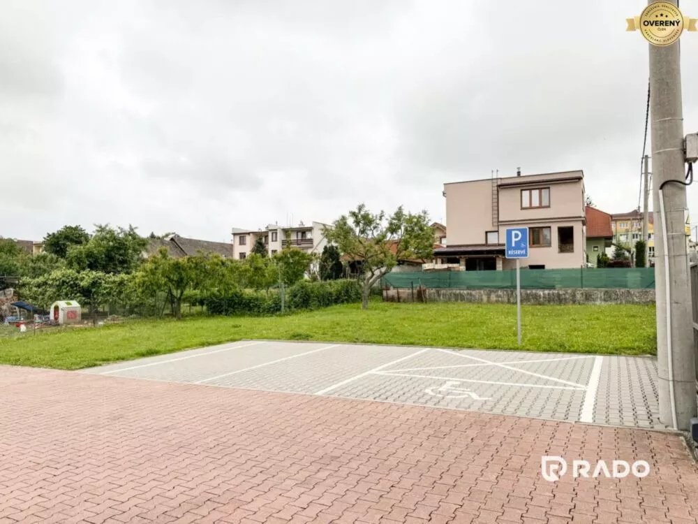 Komerčná zóna na prenájom 365m2, Soblahov, 159482_0