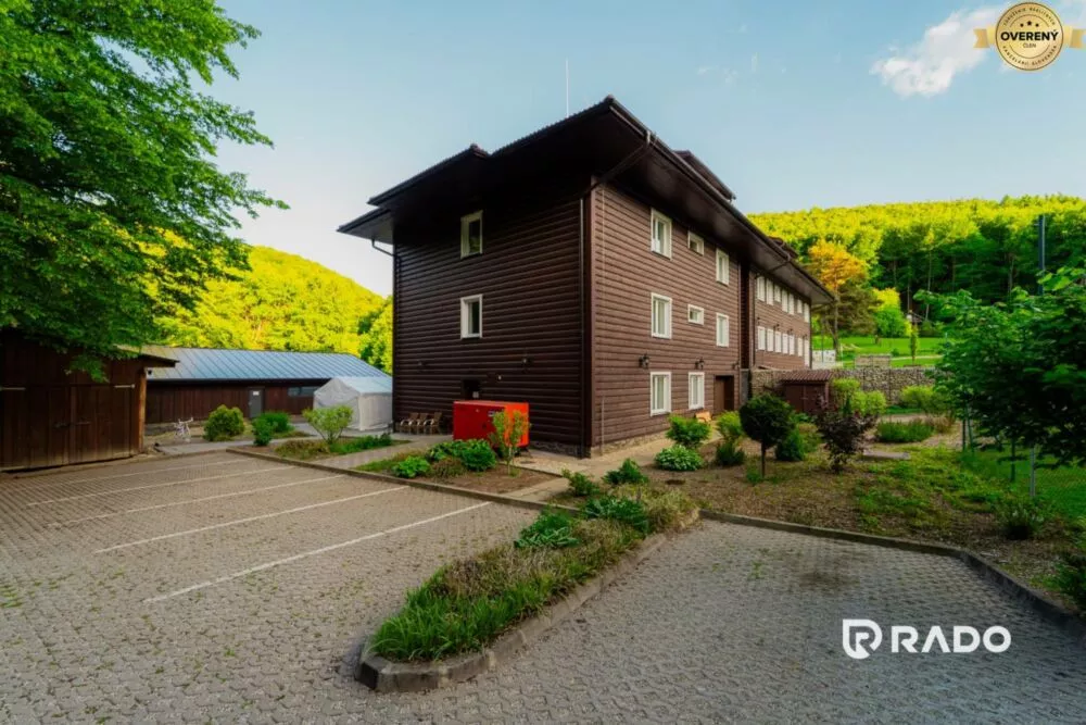Hotel, penzión na predaj 1583m2, Soblahov, 159489_4