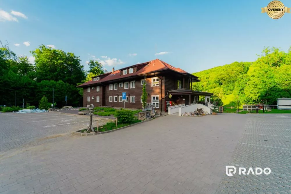 Hotel, penzión na predaj 1583m2, Soblahov, 159489_5