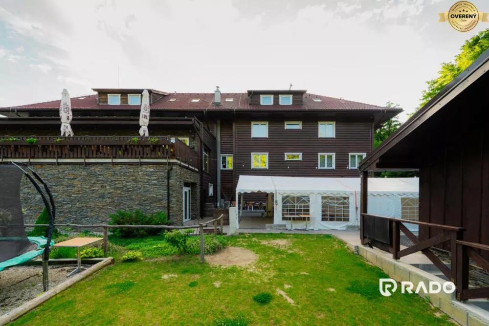 Hotel, penzión na predaj 1583m2, Soblahov, 159489_9