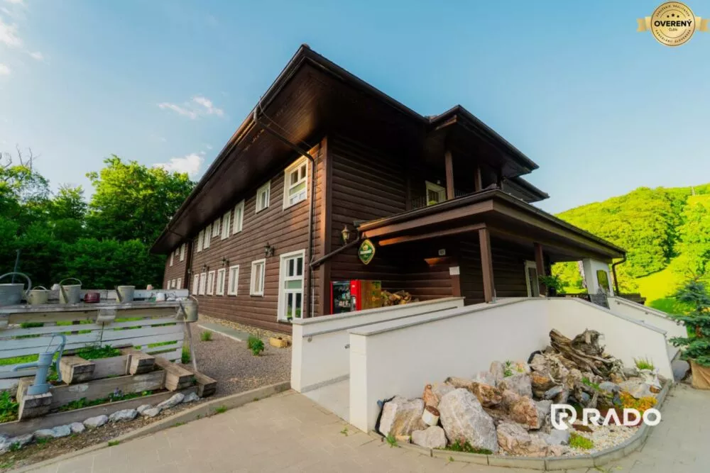 Hotel, penzión na predaj 1583m2, Soblahov, 159489_10