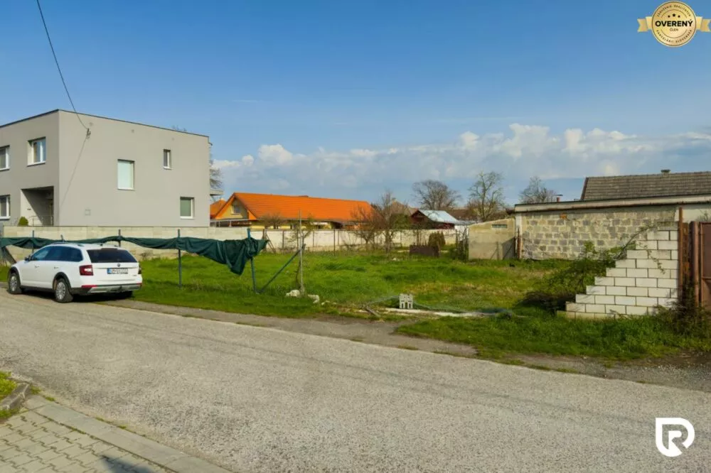 Pozemok pre rod. domy na predaj 352m2, Potvorice, Potvorice, 159509_3