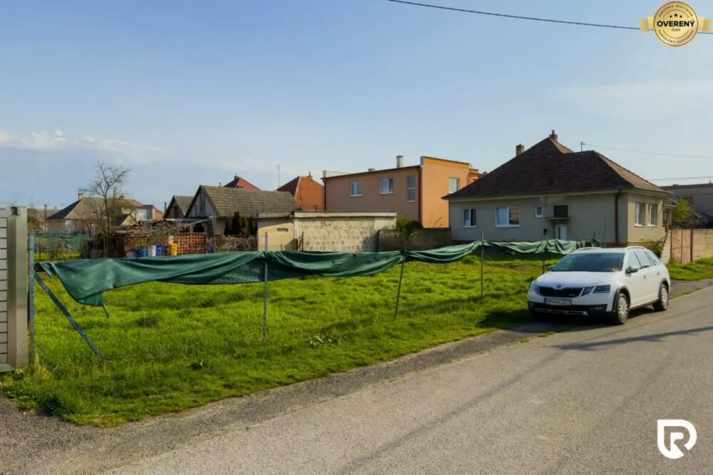 Pozemok pre rod. domy na predaj 352m2, Potvorice, Potvorice, 159509_4