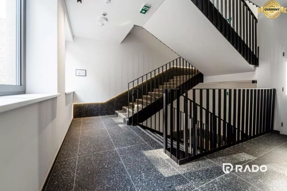 Kancelárie, admin. priestory na prenájom 423m2, Námestie sv. Anny, Trenčín, 159550_4