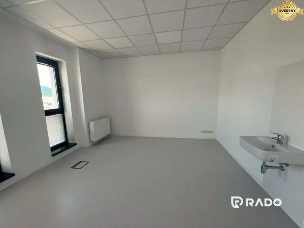 Obchodné priestory na prenájom 32m2, Vladimíra Predmerského, Trenčín, 159694_6