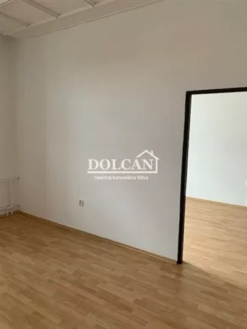 Kancelárie, admin. priestory na prenájom 47m2, Štefánikova, Nitra, 159727_3