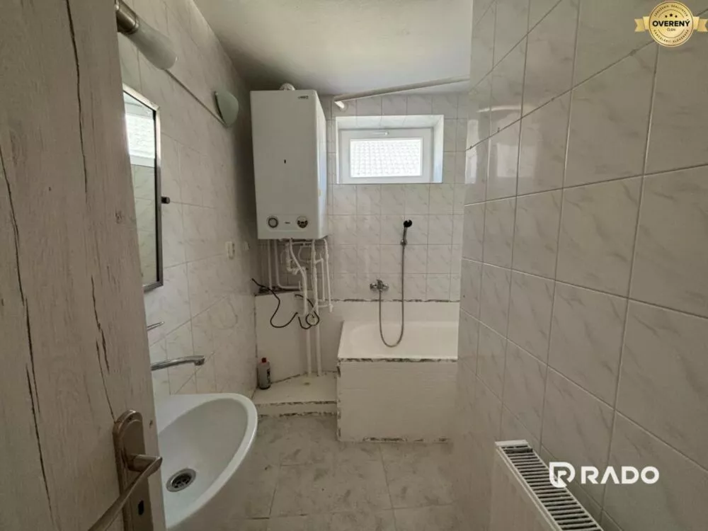 Rodinný dom na predaj 220m2, Horňany, 159767_5