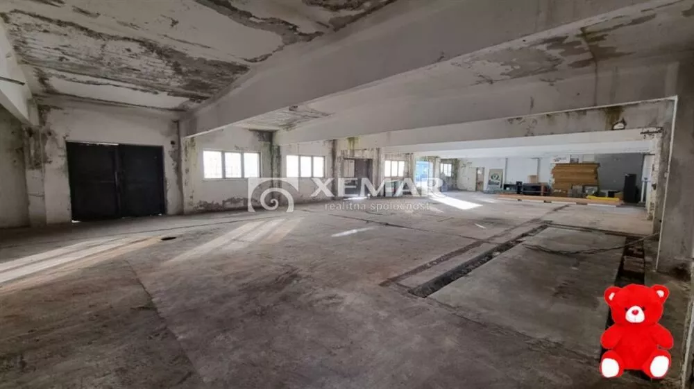 Priemyselná zóna na predaj 2950m2, Strojárenská, Valaská, 158520_13