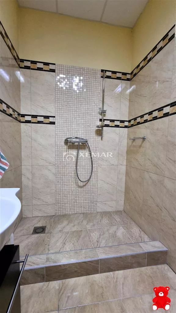 Obchodné priestory na predaj 90m2, Jilemnického, Banská Bystrica, 146933_7