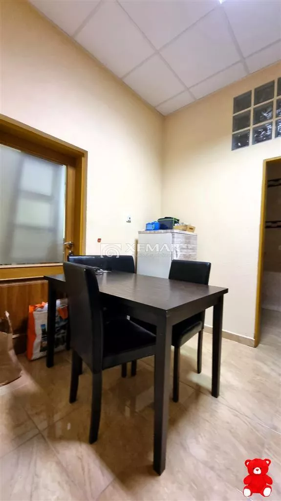 Obchodné priestory na predaj 90m2, Jilemnického, Banská Bystrica, 146933_9