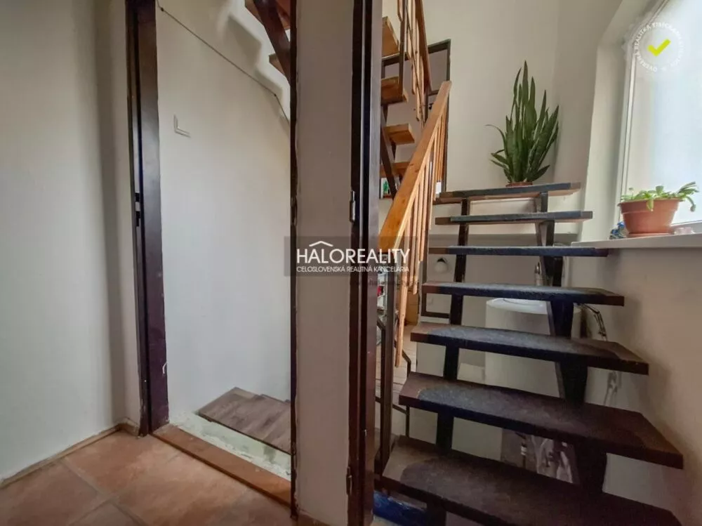 Rodinný dom na predaj 195m2, Horné Orešany, 159806_6