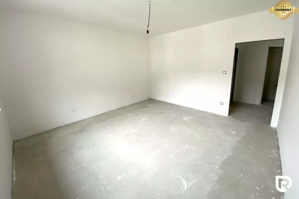 5 a viac izbový byt na predaj 222m2, Nádražná, Trenčianske Teplice, 159893_4