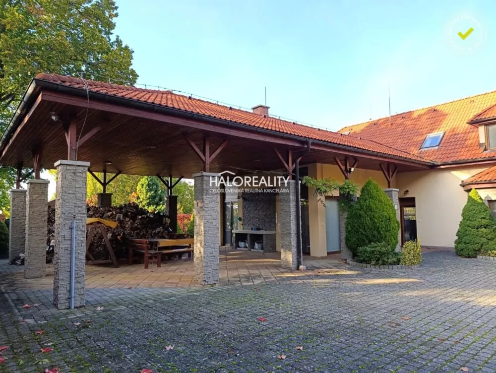 Rodinný dom na predaj 260m2, Podhradie, 160241_2