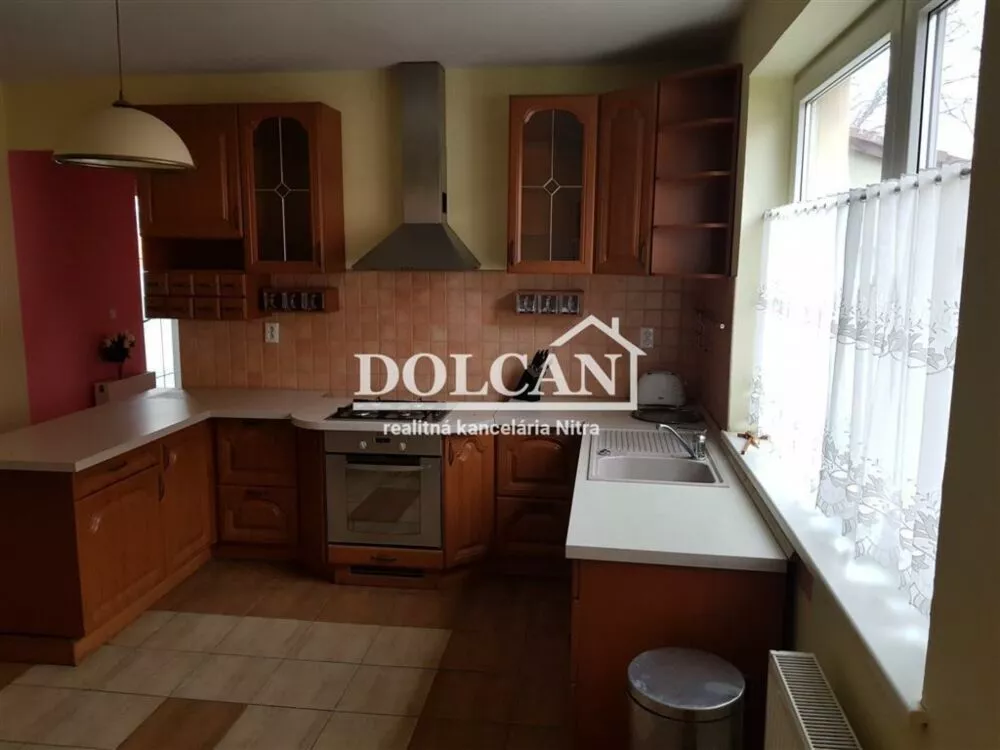 Rodinný dom na predaj 890m2, Čakajovce, 160230_2