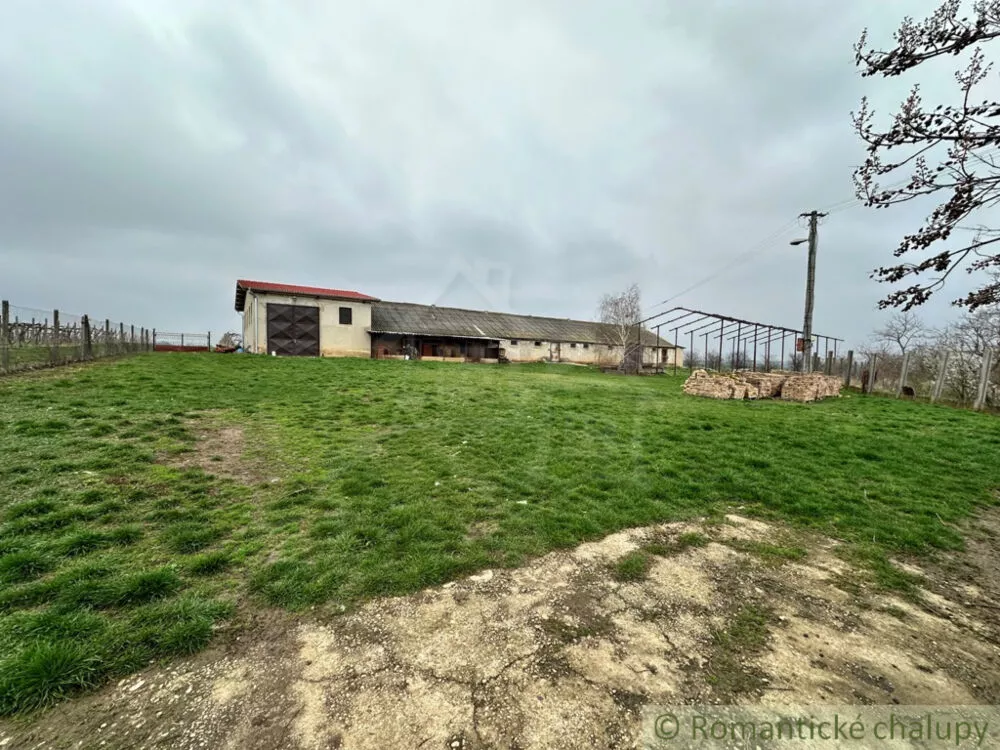 Poľnohosp. objekt na predaj 400m2, Strekov, 136799_11