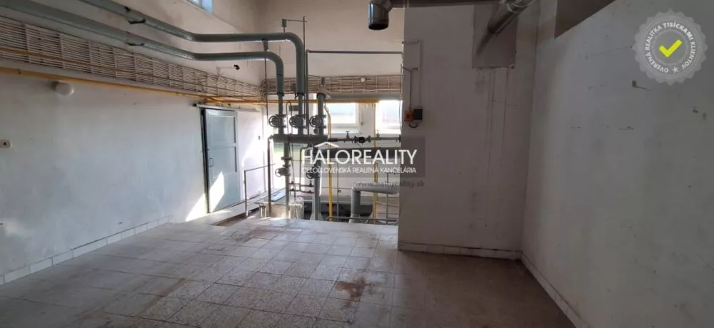 Polyfunkčný objekt na predaj 2433m2, Čakajovce, 160832_8