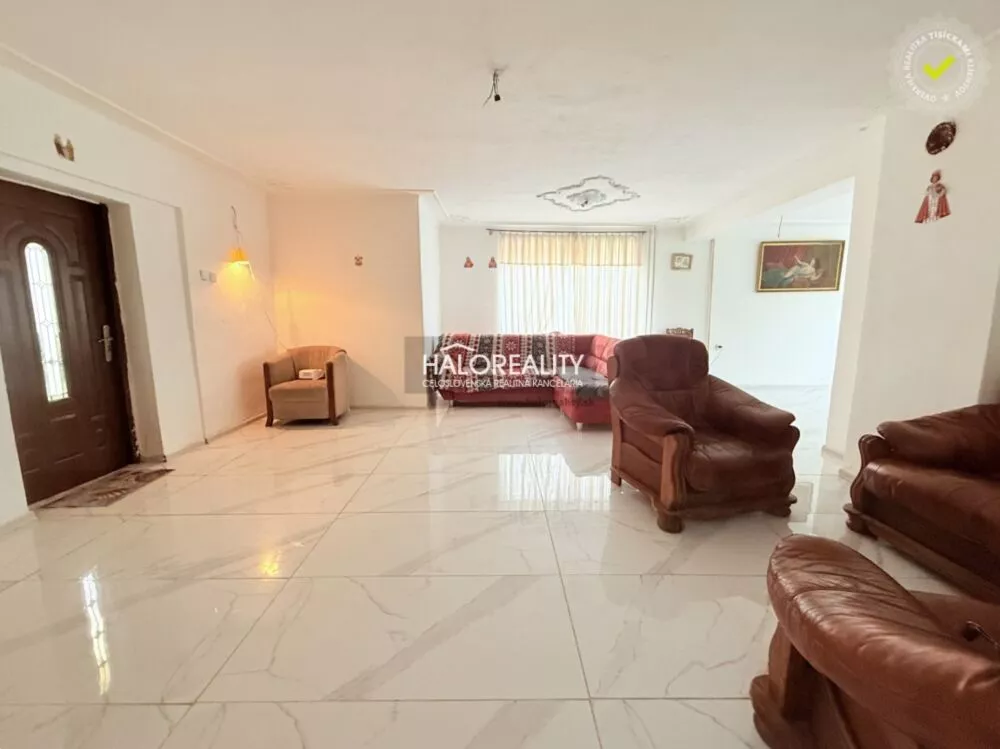 Rodinný dom na predaj 200m2, Dolná Seč, 160840_1