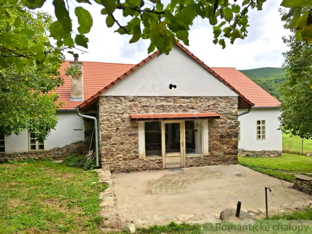 Rodinný dom na predaj 350m2, Dobroč, 161011_1