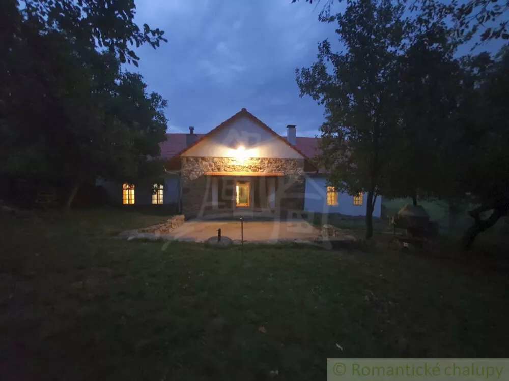 Rodinný dom na predaj 350m2, Dobroč, 161011_44