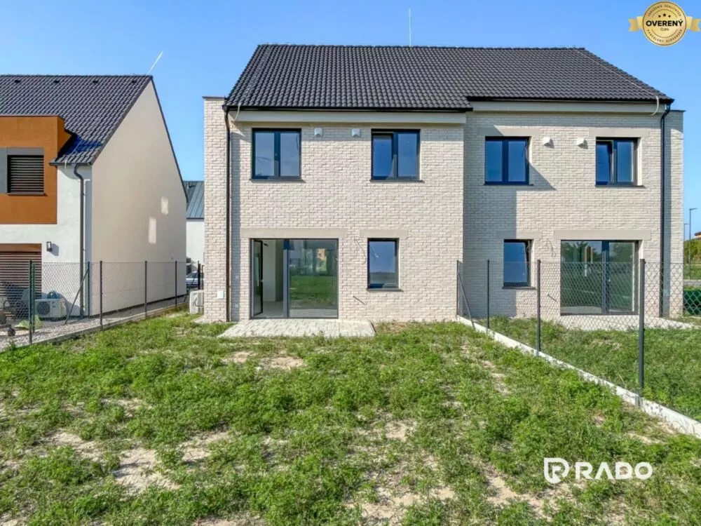 Rodinný dom na predaj 145m2, Irisová, Bratislava - Vrakuňa, 161174_1