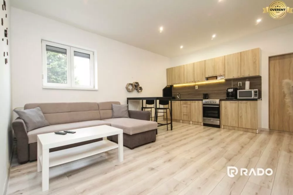 Rodinný dom na predaj 590m2, M. R. Štefánika, Trenčianska Teplá, 161699_10